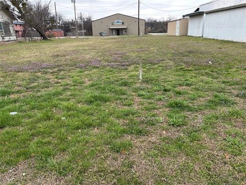 Commercial Lot on West Main