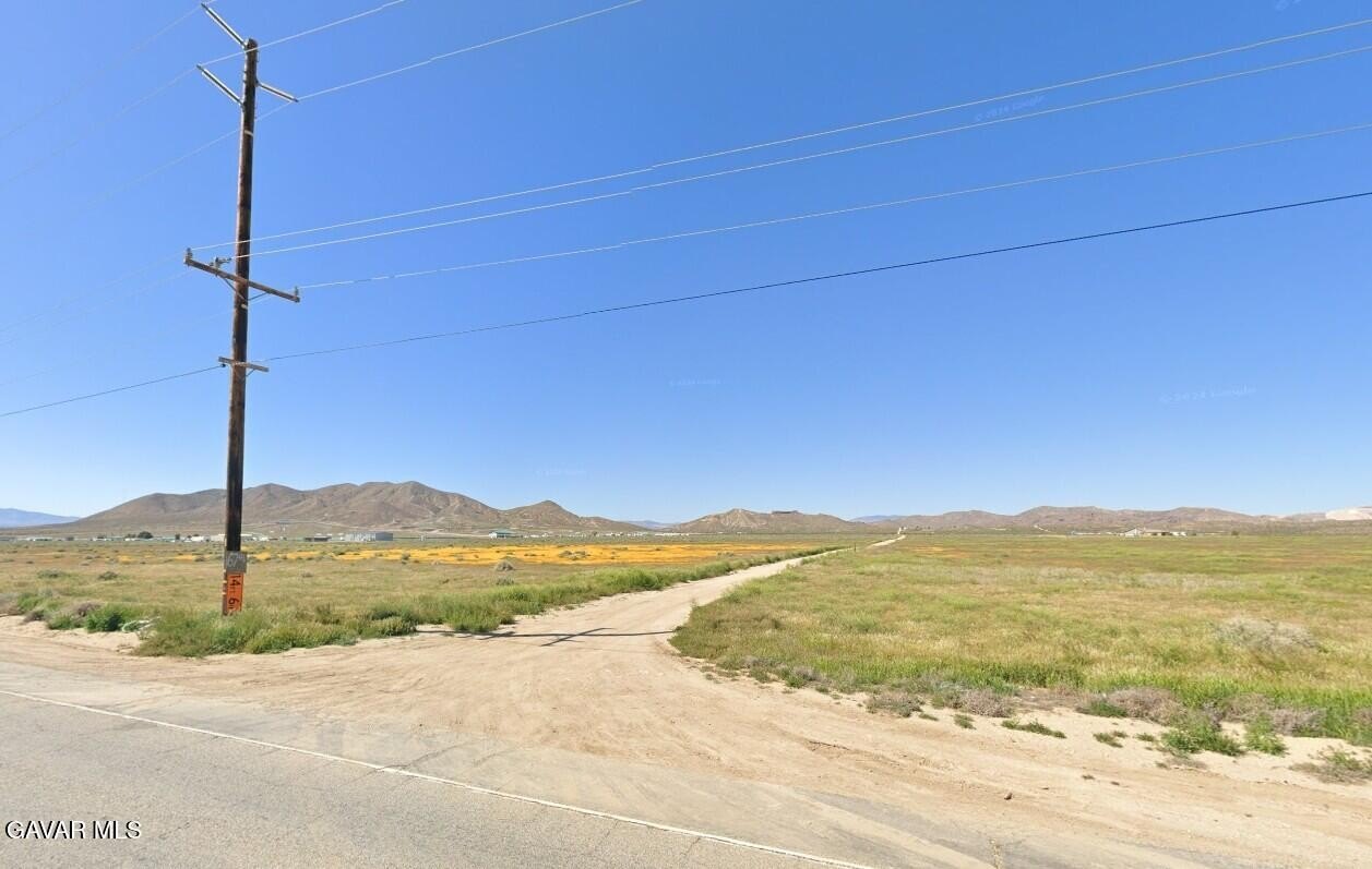 Rosamond Land Near Raceway
