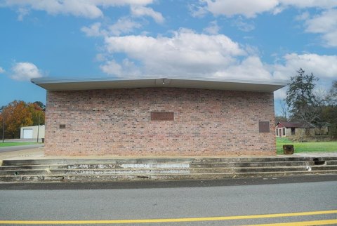 Adaptable Commercial Building in Cushing
