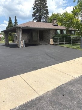 Commercial Building at Signalized Corner