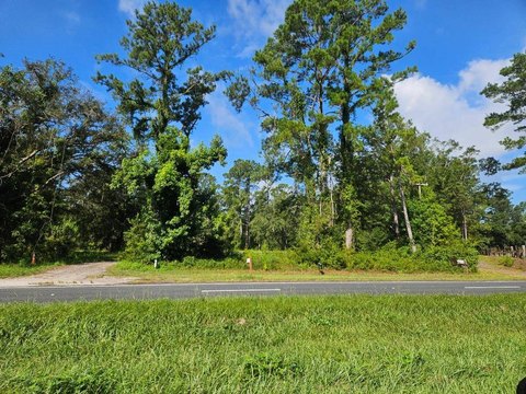 High-Frontage Mixed-Use Land