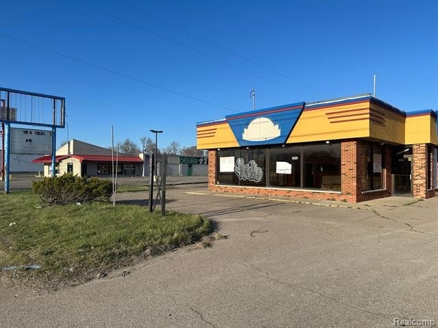 Former Restaurant Building For Sale
