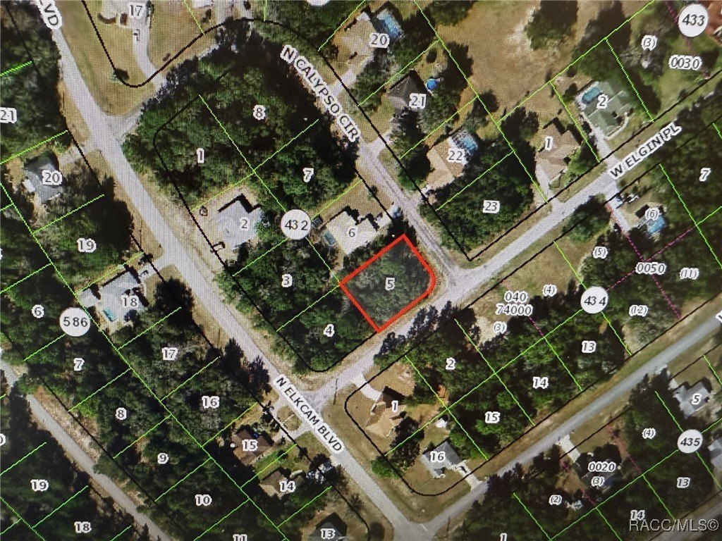 Corner Lot in Citrus Springs