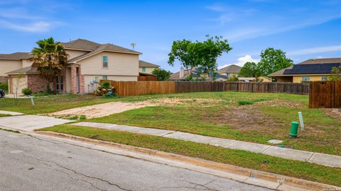 LAND - New Braunfels, TX