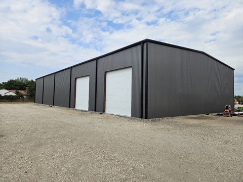 Heavy Industrial Warehouse with Yard