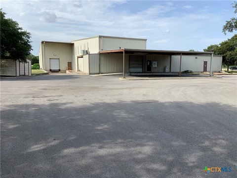 Office and Warehouse Building Available