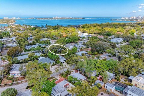 LAND - SARASOTA, FL