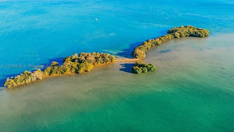 Biscayne Bay Residential Island