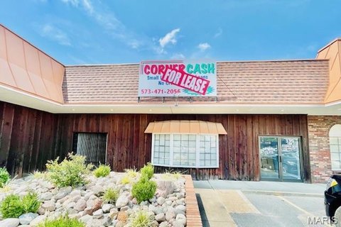 Prime Retail/Office Space Available