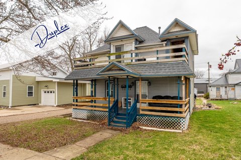 Updated Duplex With In-Unit Laundry