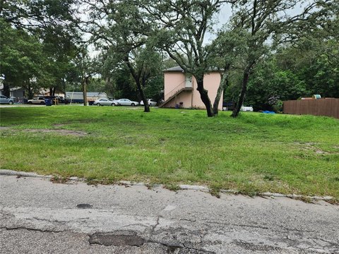 Land, TAMPA, FL