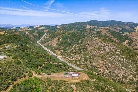 21+ Acre Retreat with Views