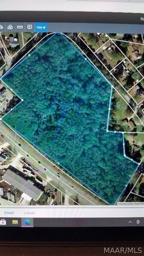 Commercial Land on Highway 31