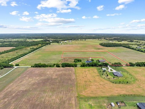 11 Acres in Van Alstyne ISD