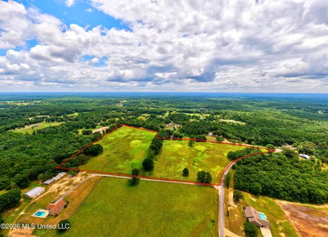LAND - Lucedale, MS