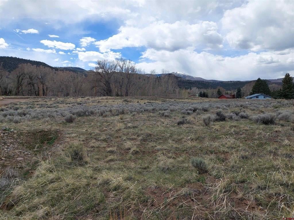 Land in South Fork, CO