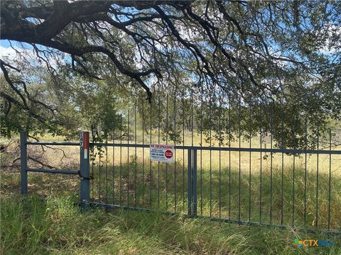 Natalia, TX 6-Acre Land