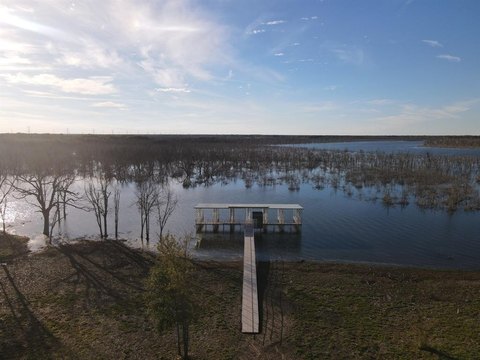 Lakefront Lot with Deeded Boat