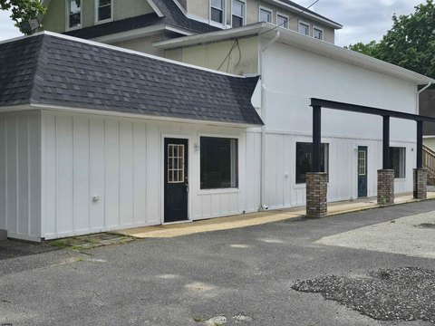 Renovated Unit on Mill Street