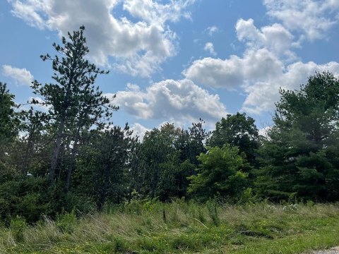 Land with Stunning Views
