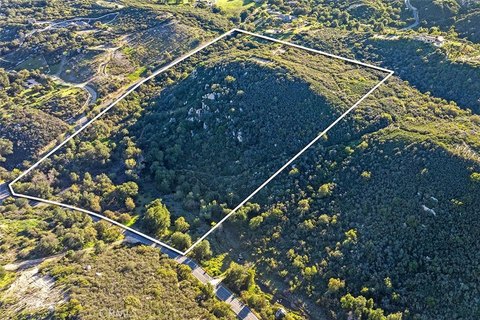 Expansive Land Parcel with Views