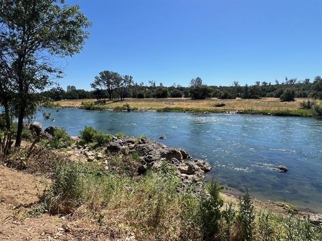 Riverfront Land in Red Bluff