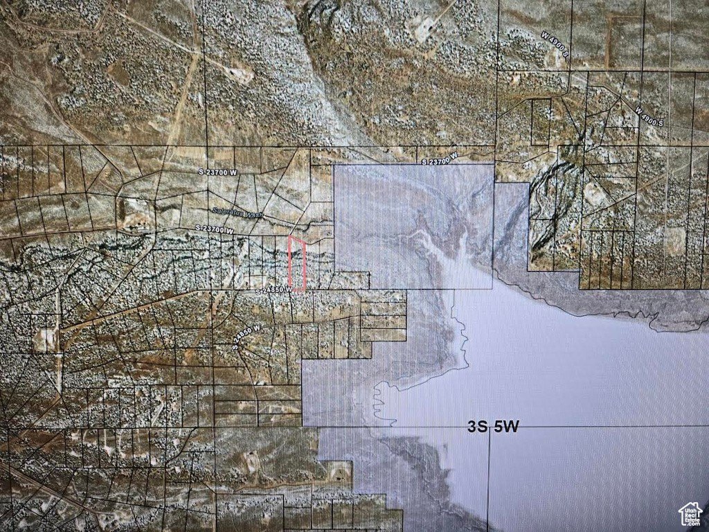 Land Near Starvation Reservoir