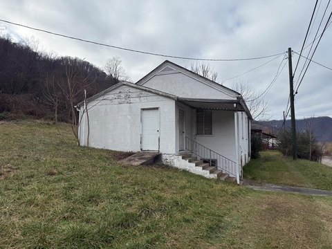 Church Building on 0.33 Acres