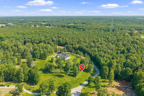 LAND - Lexington, TN
