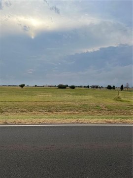 LAND - Piedmont, OK