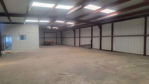 Shop Facility for Automotive Repairs