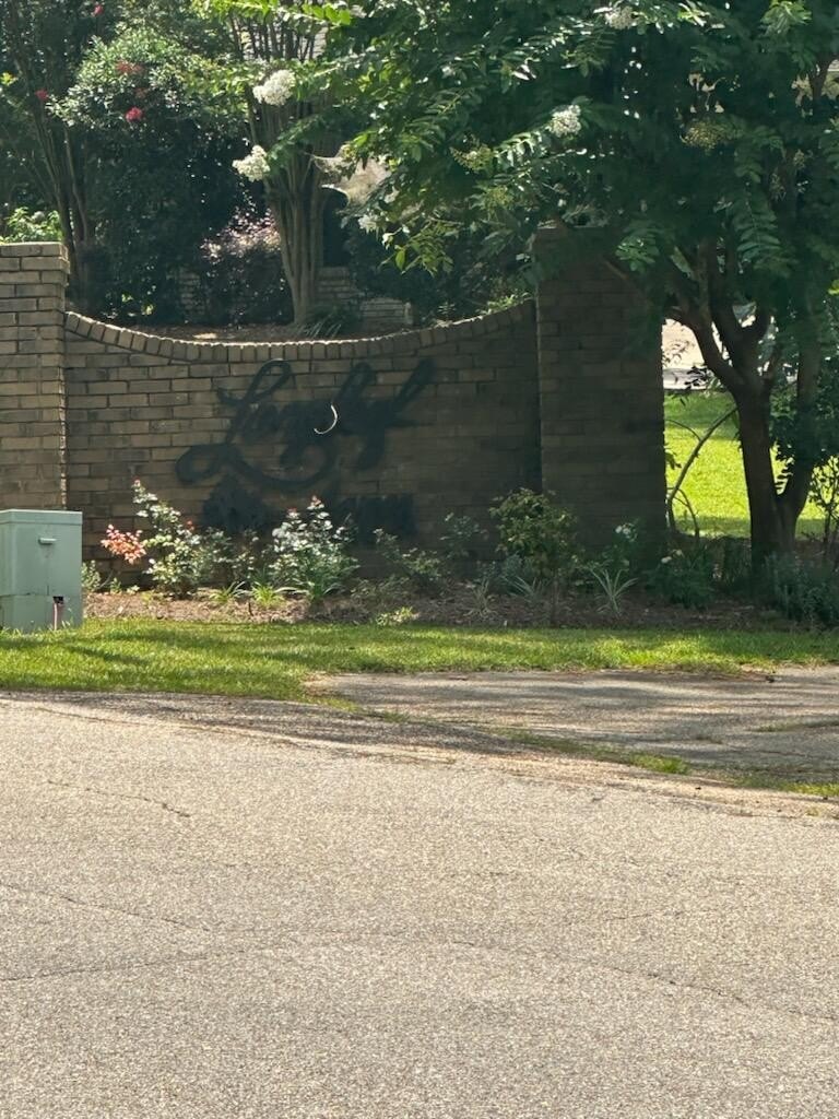 Residential Land in Petal, MS