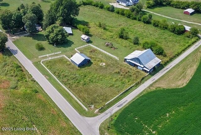 Hodgenville Land with Barn
