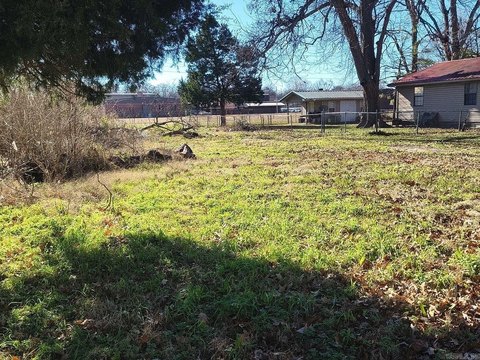 Residential Lot in Quiet Neighborhood