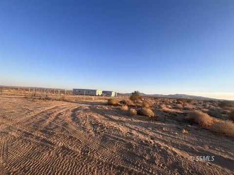 Expansive Land Parcel in Inyokern