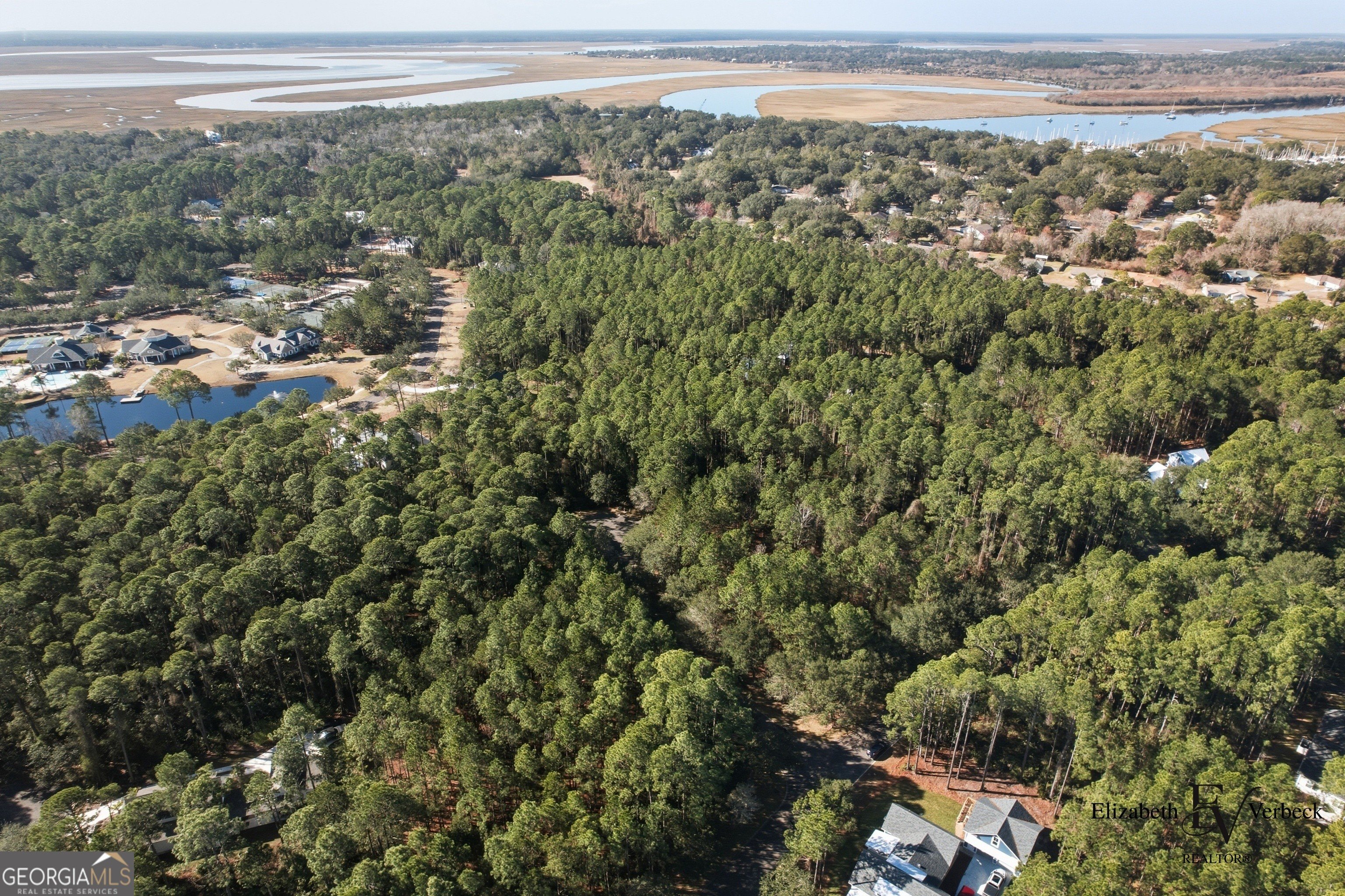 Homesite in Cumberland Harbour Community