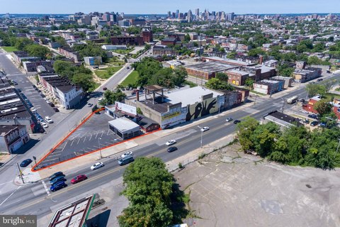 Retail/Automotive Corner Property in Baltimore