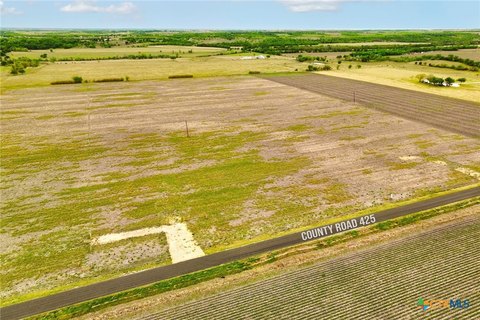 Unrestricted Land in Thorndale, TX