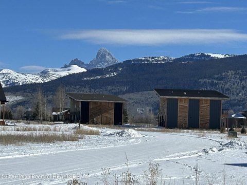 Half-Acre Lot in Sweetwater Subdivision