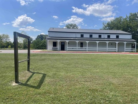 Conway Building on 1.6 Acres