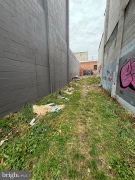 Land in Charles Village, Baltimore