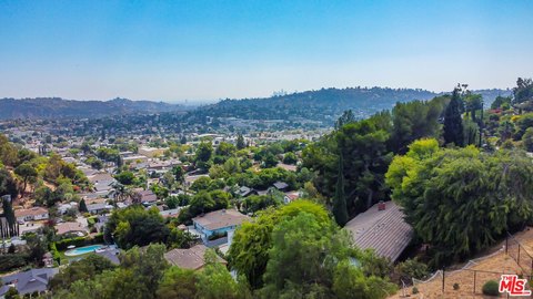 Land, Los Angeles, CA