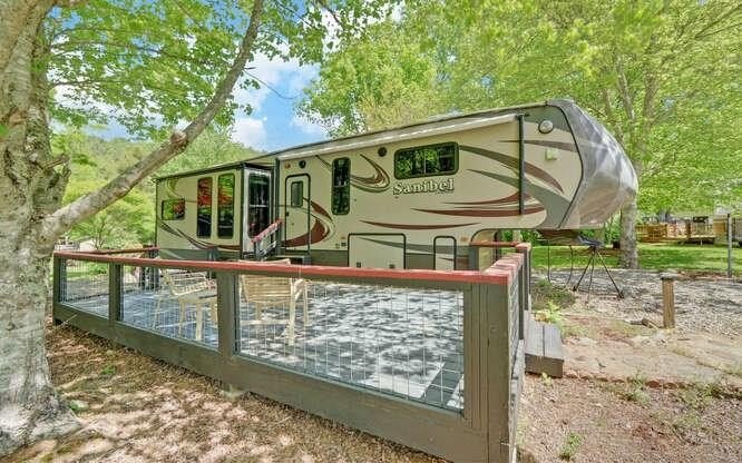 Creekfront RV Retreat with Outdoor Kitchen