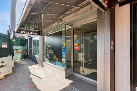 Vanilla Box Storefront Space