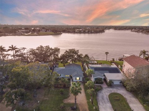 Land, ST PETERSBURG, FL