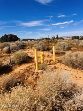 West Palmdale 2.6-Acre Parcel