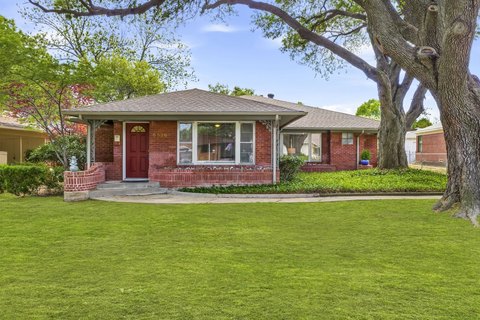 Full Duplex in East Dallas