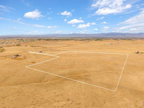 35-Acre Parcel with Mountain Views