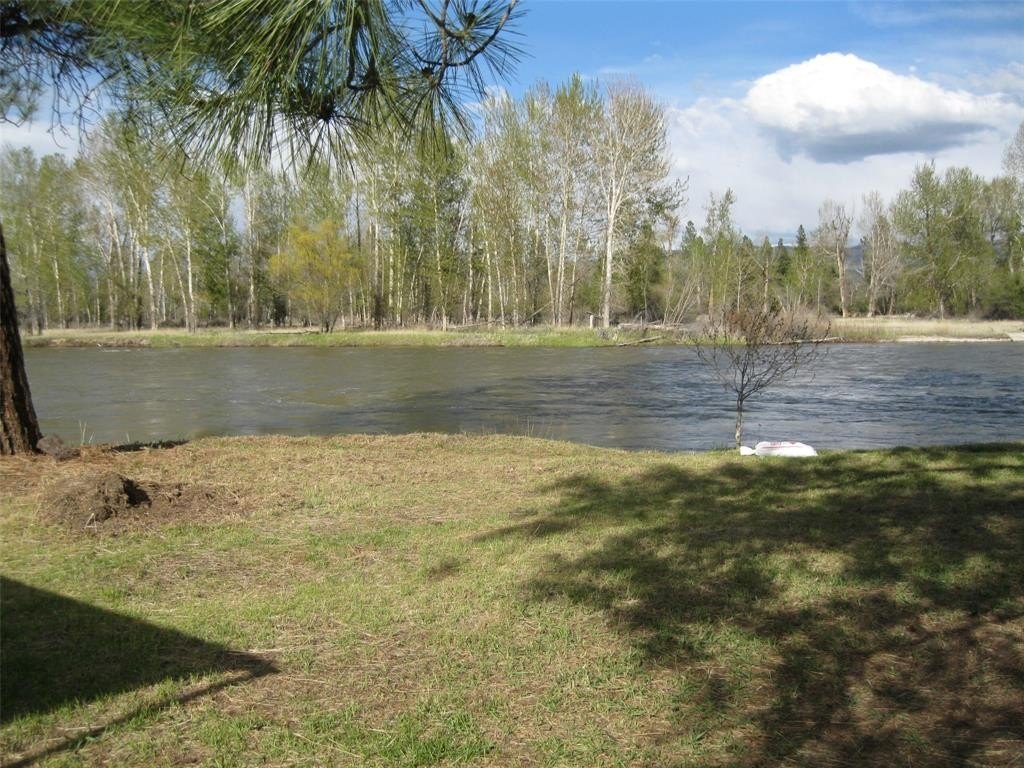Bitterroot Riverfront Land Parcel