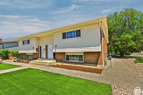 Renovated 4-Unit Quadplex